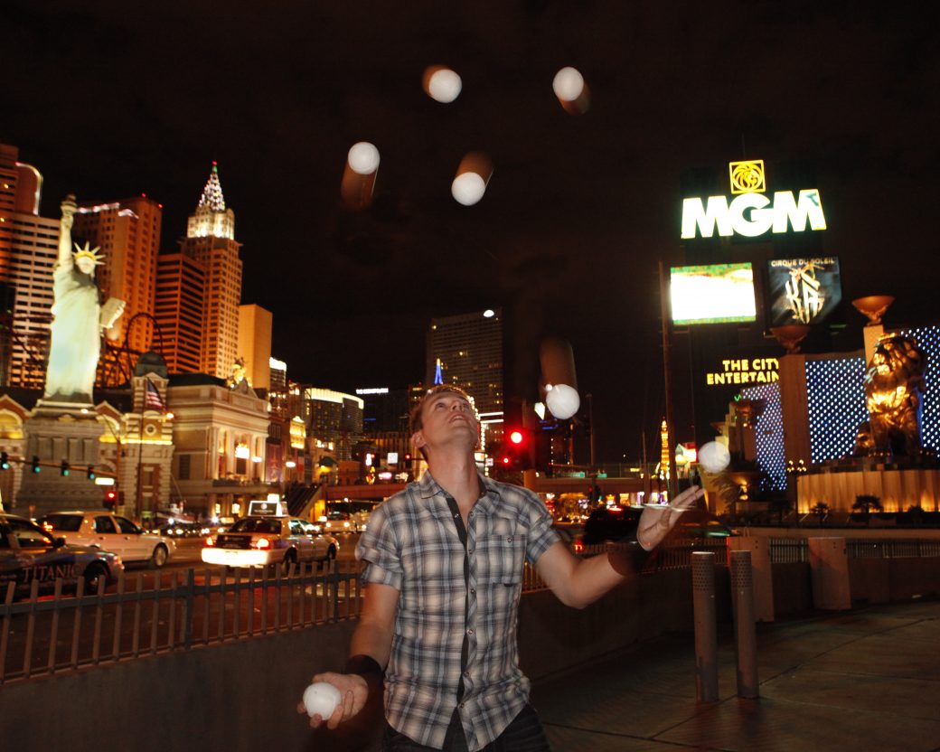 Jongleur Niels Duinker in Las Vegas